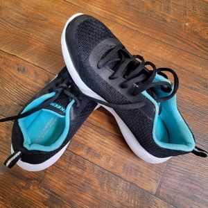 Skechers GO WALK  Women Iconic Vision Sneakers